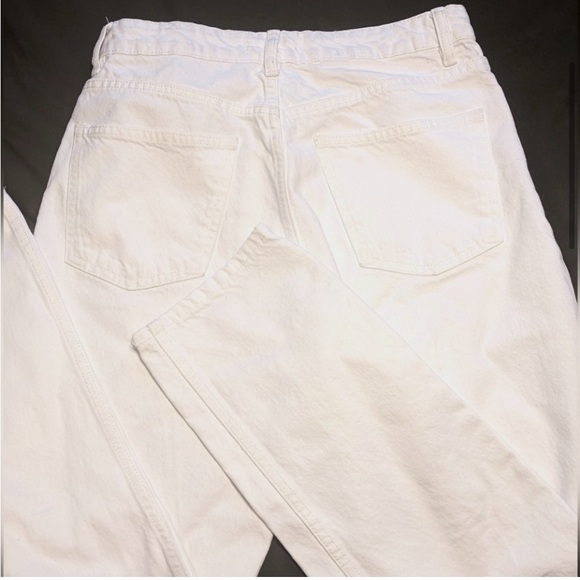 Zara white denim straight leg jeans - excellent cond- high rise. Capsule classic - Picture 3 of 5